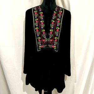 Free People size small black‎ velvet tunic dress shirt EUC
